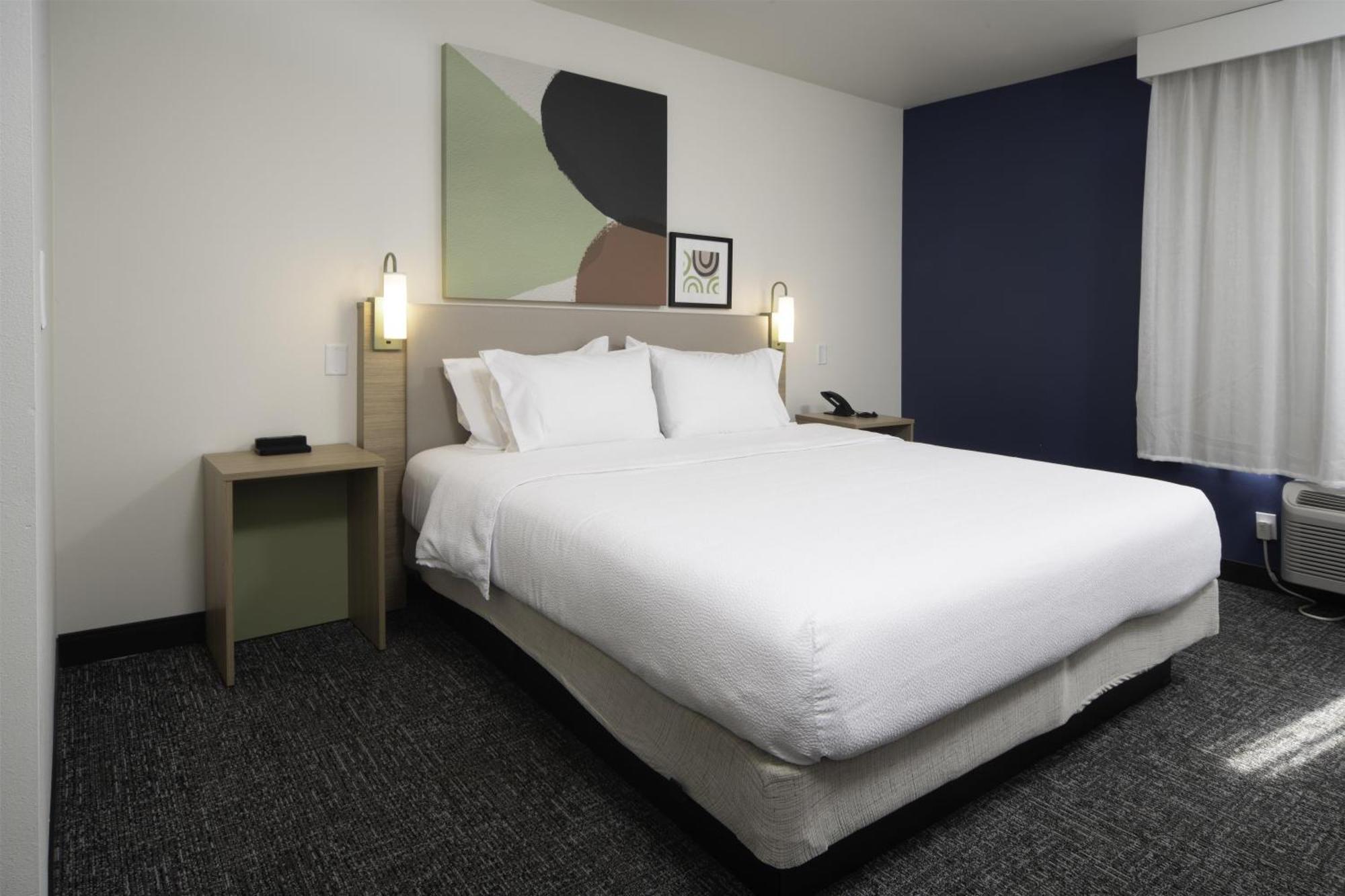 King Room,1739398664:JPEG