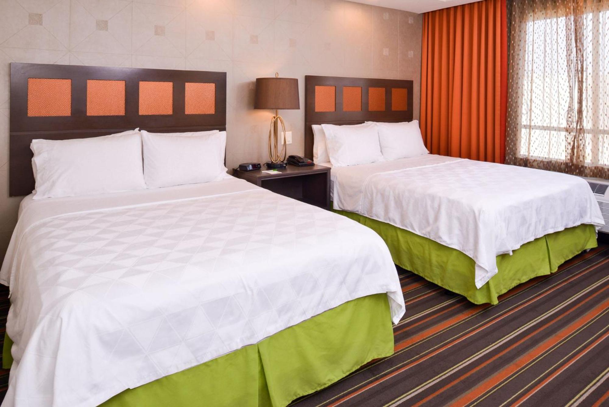 Standard Room with Two Queen Beds